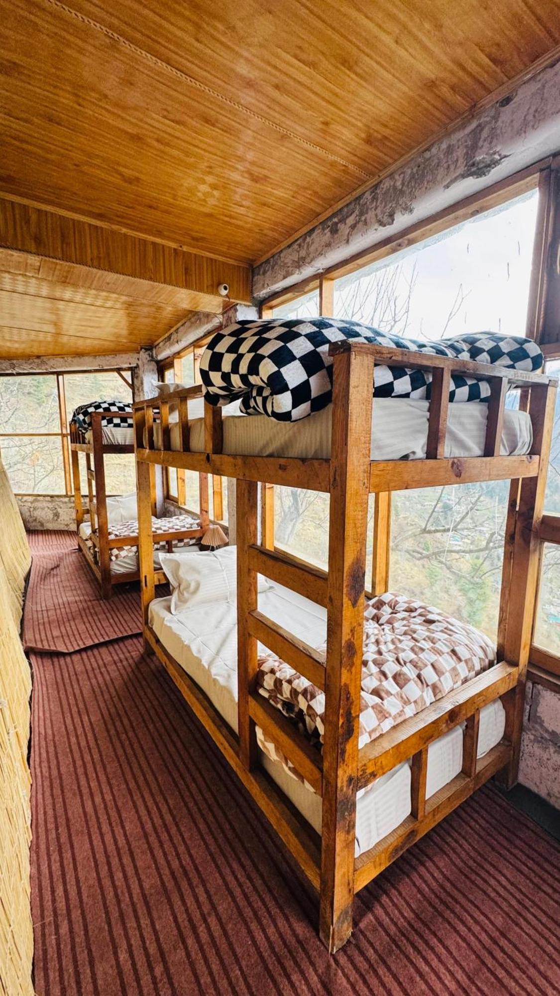 Tlo-The Life Outdoor Hallan 1 Nagar  Bagian luar foto